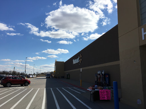 Department Store «Walmart Supercenter», reviews and photos, 505 S Dunlap St, Savoy, IL 61874, USA