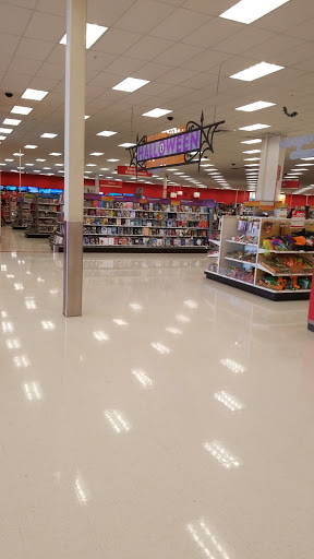 Department Store «Target», reviews and photos, 449 Commerce Dr, Woodbury, MN 55125, USA