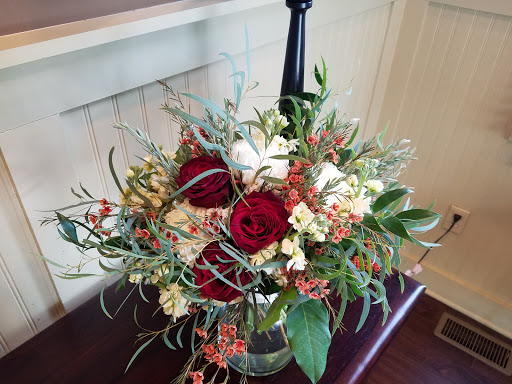 Florist «Flowers by Emily LLC», reviews and photos, 15620 W High St, Middlefield, OH 44062, USA