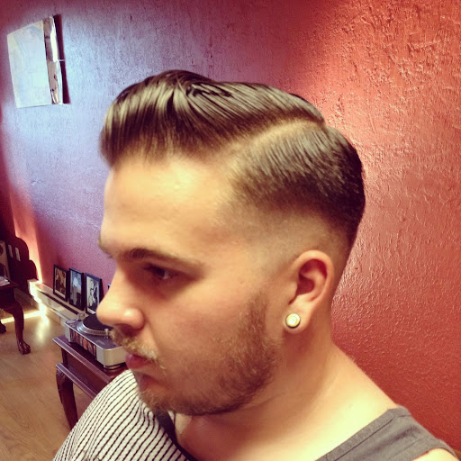 Barber Shop «DeRosso Brothers Tattoo and Barber», reviews and photos, 7907 SW 37th Ave, Portland, OR 97219, USA