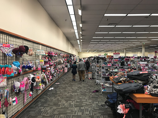 Clothing Store «Burlington Coat Factory», reviews and photos, 1200 S Abilene St, Aurora, CO 80012, USA