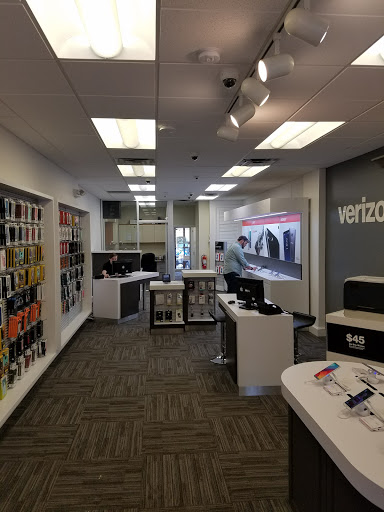 Cell Phone Store «Verizon Authorized Retailer - Wireless Zone», reviews and photos, 11 Park Ave, Madison, NJ 07940, USA