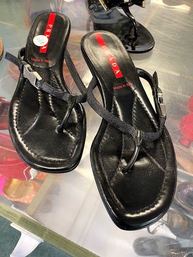 Thrift Store «Tambourine Resale Shop», reviews and photos, 1619 10th Ave, Vero Beach, FL 32960, USA