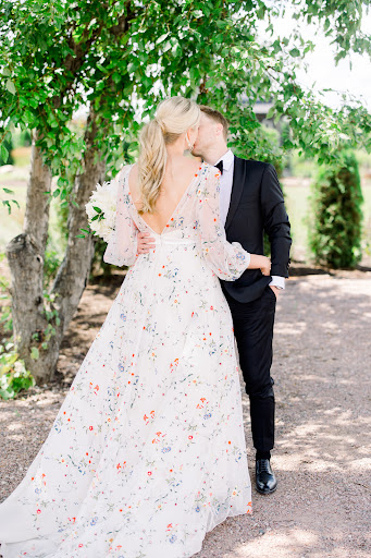 Bridal Shop «Annika Bridal Boutique», reviews and photos, 3940 W 50th St, Edina, MN 55424, USA