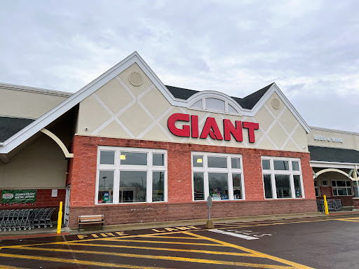 Grocery Store «Giant Food Stores», reviews and photos, 86 Glocker Way, Pottstown, PA 19465, USA