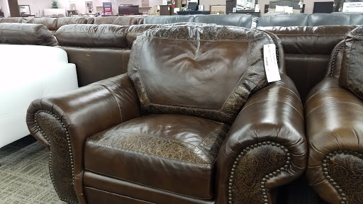 Furniture Store «The Dump Furniture Outlet», reviews and photos, 7204 Brook Rd, Richmond, VA 23227, USA