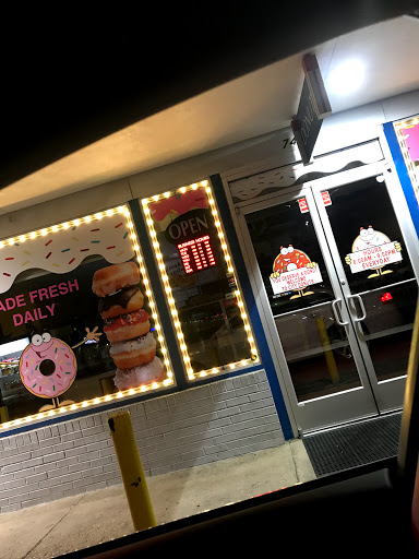 Donut Shop «City Donuts», reviews and photos, 746 Peoria St, Aurora, CO 80011, USA