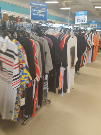 Clothing Store «Rugged Wearhouse», reviews and photos, 6096 Rose Hill Dr, Alexandria, VA 22310, USA