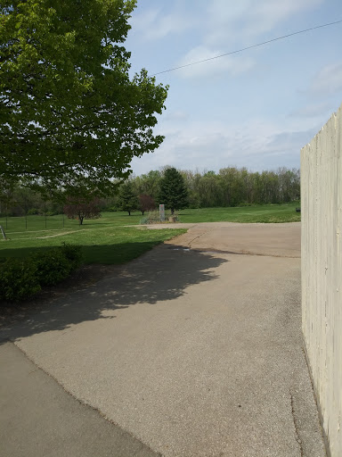 Golf Course «Greenbelt Golf», reviews and photos, 1000 N Gladstone Ave, Columbus, IN 47201, USA