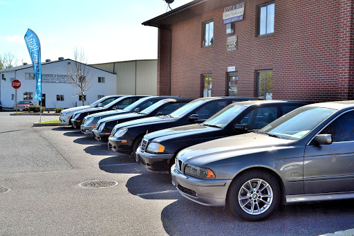 Auto Repair Shop «Family Auto Care Mercedes Benz BMW VW Specialist», reviews and photos, 7657 Binnacle Ln, Owings, MD 20736, USA