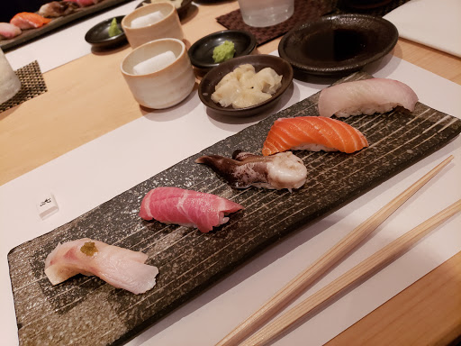 Kabuto-edomae sushi