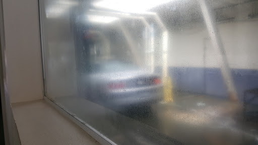 Car Wash «Bubble Bath Hand Car Wash», reviews and photos, 1831 213th St, Torrance, CA 90501, USA