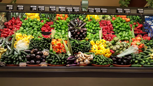 Supermarket «Treasure Island Foods», reviews and photos, 1526 E 55th St, Chicago, IL 60615, USA