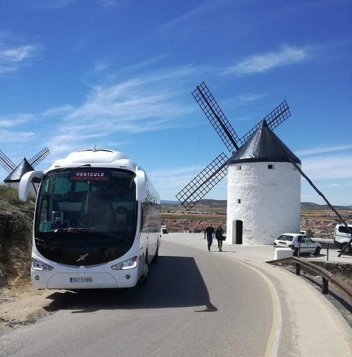 Alquileres de minibus con conductor en Bilbao