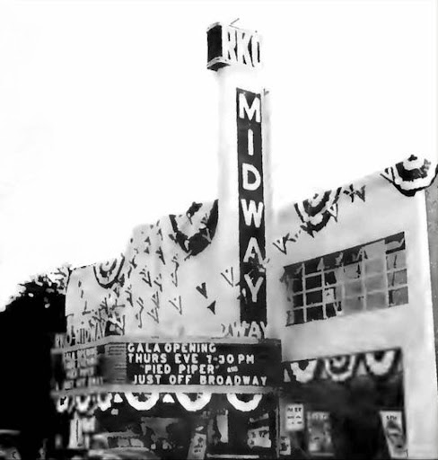 Movie Theater «United Artists Midway 9», reviews and photos, 108-22 Queens Blvd, Forest Hills, NY 11375, USA