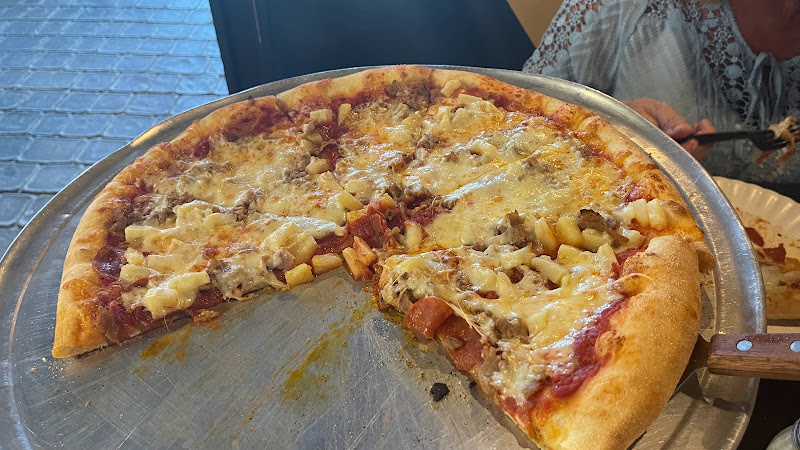#9 best pizza place in Port St. Lucie - Frank & Al's Pizzeria