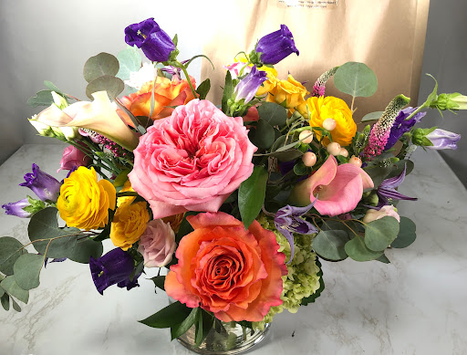 Florist «City Scents Floral & Home», reviews and photos, 209 E Ohio St, Chicago, IL 60611, USA