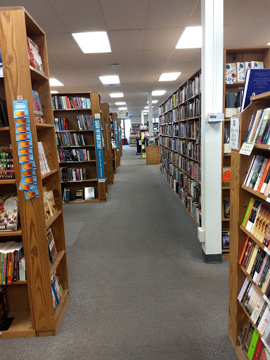Book Store «Half Price Books», reviews and photos, 1321 SE Everett Mall Way, Everett, WA 98208, USA