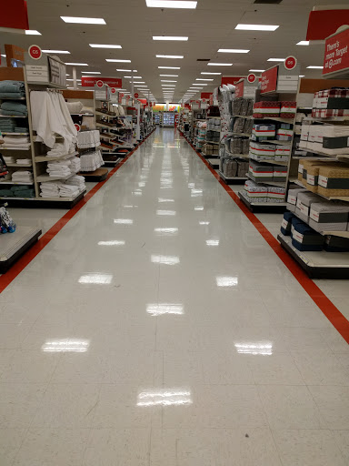 Department Store «Target», reviews and photos, 6100 Shingle Creek Pkwy, Brooklyn Center, MN 55430, USA