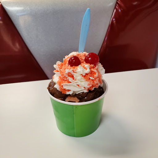 Dessert Shop «SH-Booms Ice Cream & The Oldies», reviews and photos, 42609 US-27, Davenport, FL 33837, USA