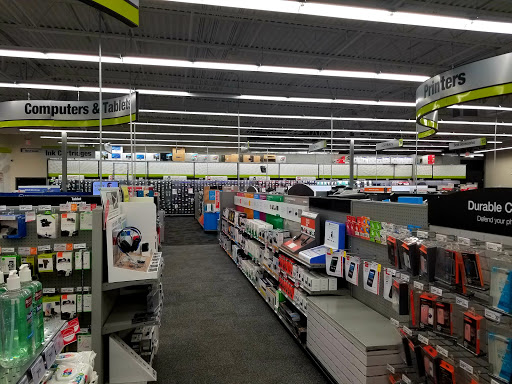 Office Supply Store «Staples», reviews and photos, 654 N West End Blvd, Quakertown, PA 18951, USA