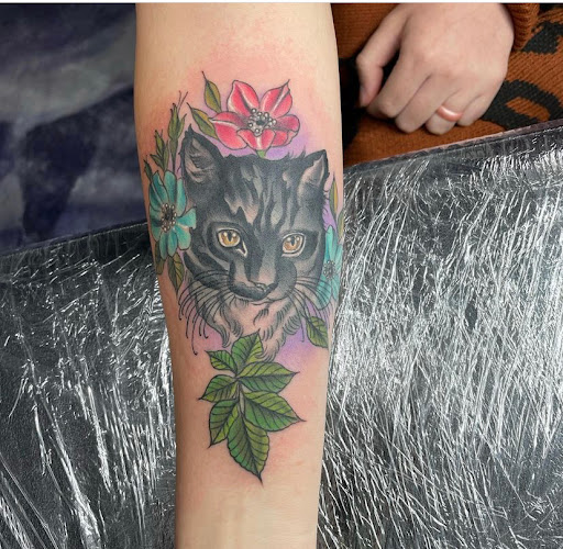 Tattoo Shop «Eccentric Tattoo Studio», reviews and photos, 7002 US-90, San Antonio, TX 78249, USA