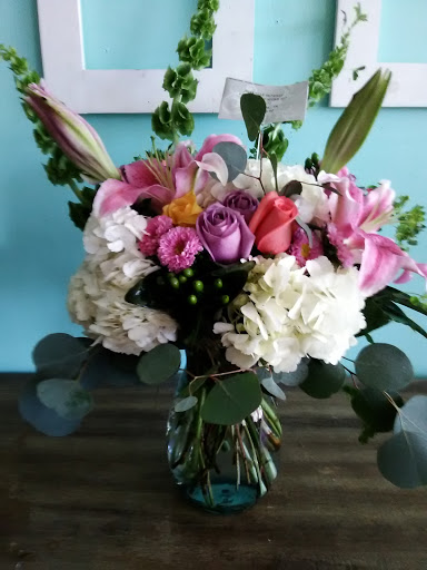 Florist «Country Florist», reviews and photos, 1302 W Arkansas Ln, Arlington, TX 76013, USA