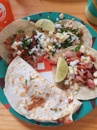 Tacos El Camioncito