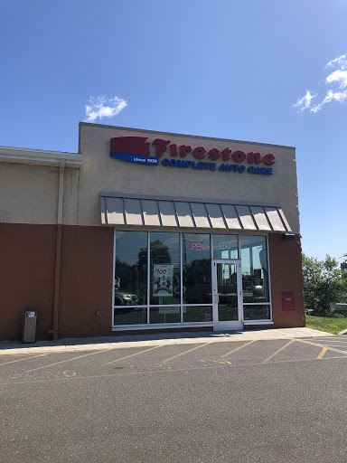 Tire Shop «Firestone Complete Auto Care», reviews and photos, 525 Saw Mill Rd, West Haven, CT 06516, USA