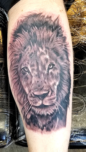 Tattoo Shop «Flesh To Fantasy Tattoo Emporium», reviews and photos, 721 S Main St, Bellefontaine, OH 43311, USA