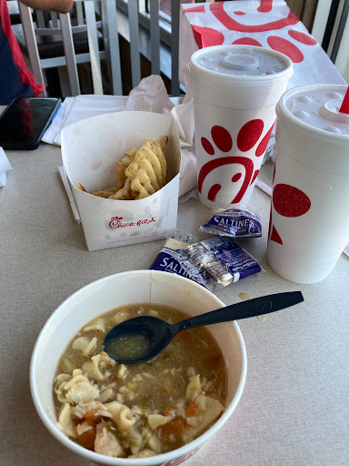 Fast Food Restaurant «Chick-fil-A», reviews and photos, 6203 N Illinois St, Fairview Heights, IL 62208, USA