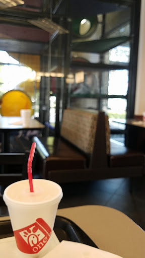 Fast Food Restaurant «Chick-fil-A», reviews and photos, 2255 E Grapevine Mills Cir, Grapevine, TX 76051, USA