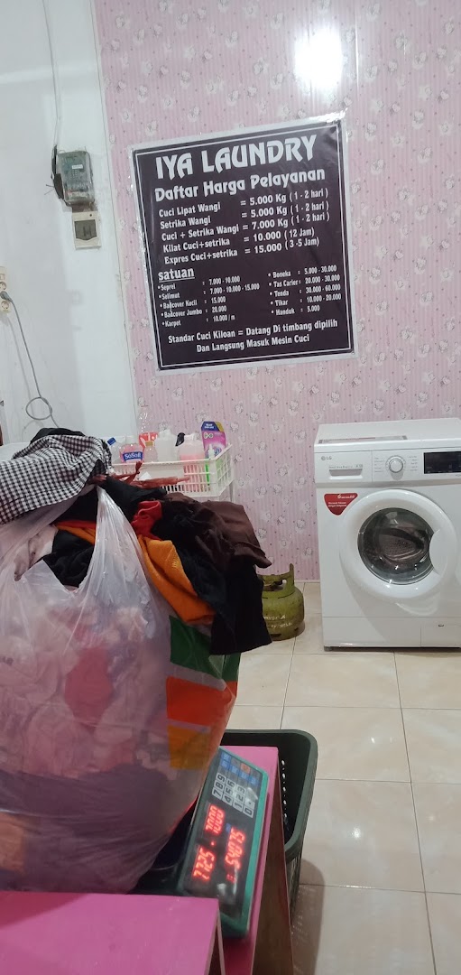 Iya Laundry Losari Photo