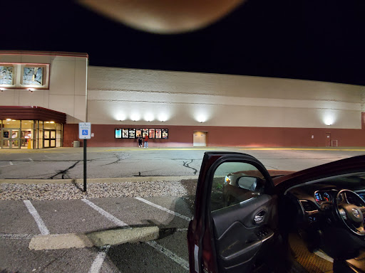 Movie Theater «CINEMARK 14 MANSFIELD TOWN CENTER», reviews and photos, 2355 Walker Lake Rd, Mansfield, OH 44903, USA