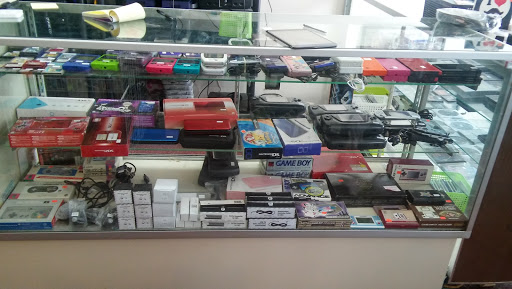 Video Game Store «Retro-Taku Videogames», reviews and photos, 507 West 11 Mile Road, Madison Heights, MI 48071, USA