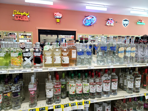 Liquor Store «21st Amendment Wine and Spirts», reviews and photos, 3404 E 146th St, Carmel, IN 46033, USA