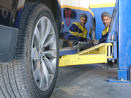 شركة الراشد للإطارات (جوديير). 