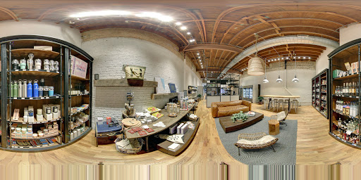 Gourmet Grocery Store «The Market by Foxtrot», reviews and photos, 1019 W Lake St, Chicago, IL 60654, USA