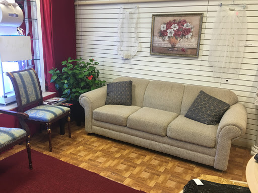 Shoe Store «Signature Shoes», reviews and photos, 271 Westwood Ave, Westwood, NJ 07675, USA