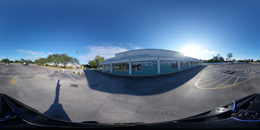 Thrift Store «Humane Society Thrift Store», reviews and photos, 4445 20th St, Vero Beach, FL 32966, USA