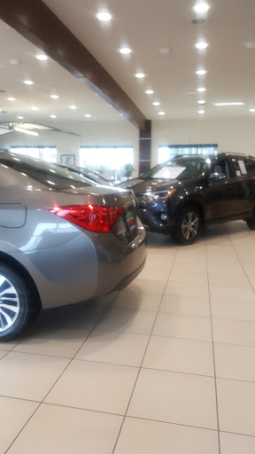 Toyota Dealer «Doxon Toyota of Auburn», reviews and photos, 3405 Auburn Way N, Auburn, WA 98002, USA