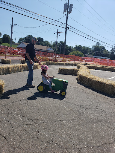 Lawn Mower Store «Ellington Agway», reviews and photos, 74 West Rd, Ellington, CT 06029, USA