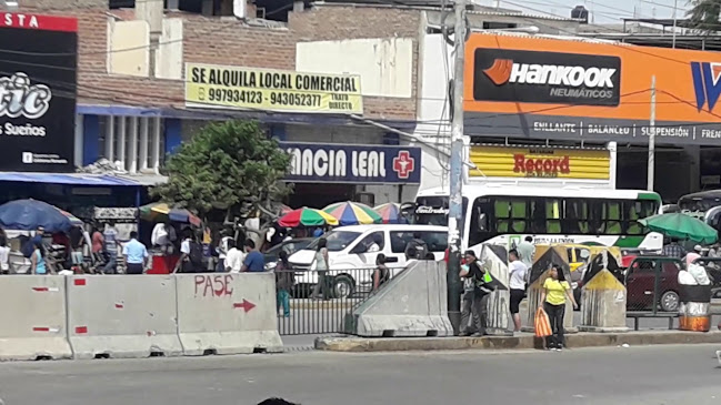 Farmacia Leal - Piura