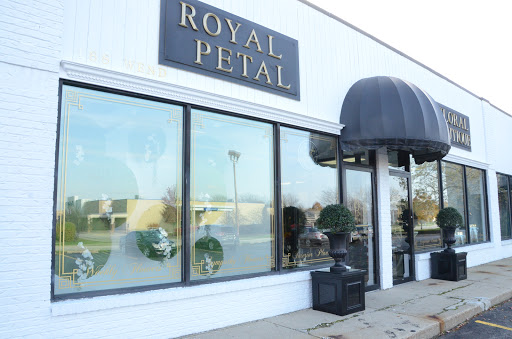 Florist «Royal Petals», reviews and photos, 188 E Wend St, Lemont, IL 60439, USA