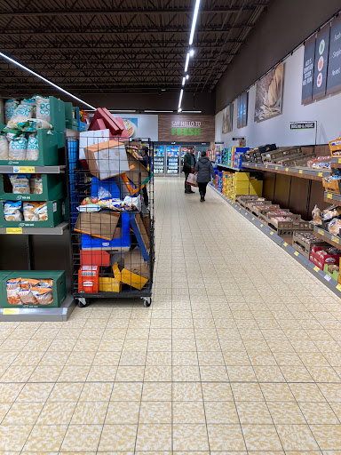 Supermarket «ALDI», reviews and photos, 12120 W Burleigh St, Wauwatosa, WI 53222, USA