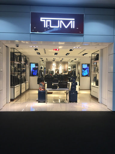TUMI Store - San Francisco International Airport