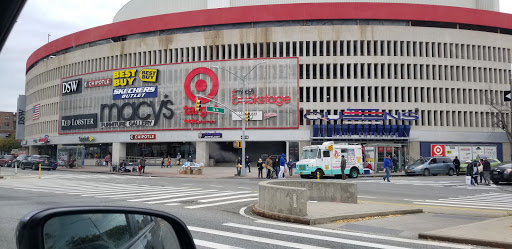 Shopping Mall «Queens Place», reviews and photos, 8801 Queens Blvd, Queens, NY 11373, USA