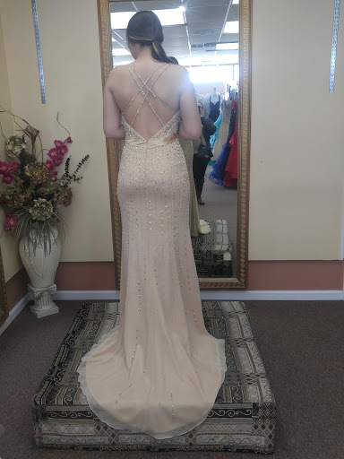 Dress Store «Stars Fashion», reviews and photos, 2063 Metro Pkwy, Sterling Heights, MI 48310, USA