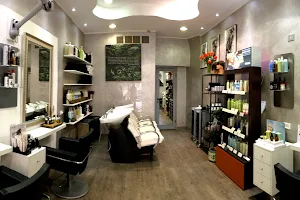 ASH PARRUCCHIERI Roma - Parrucchiere Roma Centro - Hairdressers in Rome image