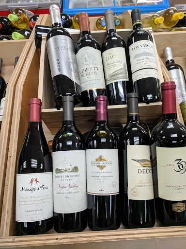 Liquor Store «Times Square Liquors», reviews and photos, 891 Broadway, Bayonne, NJ 07002, USA